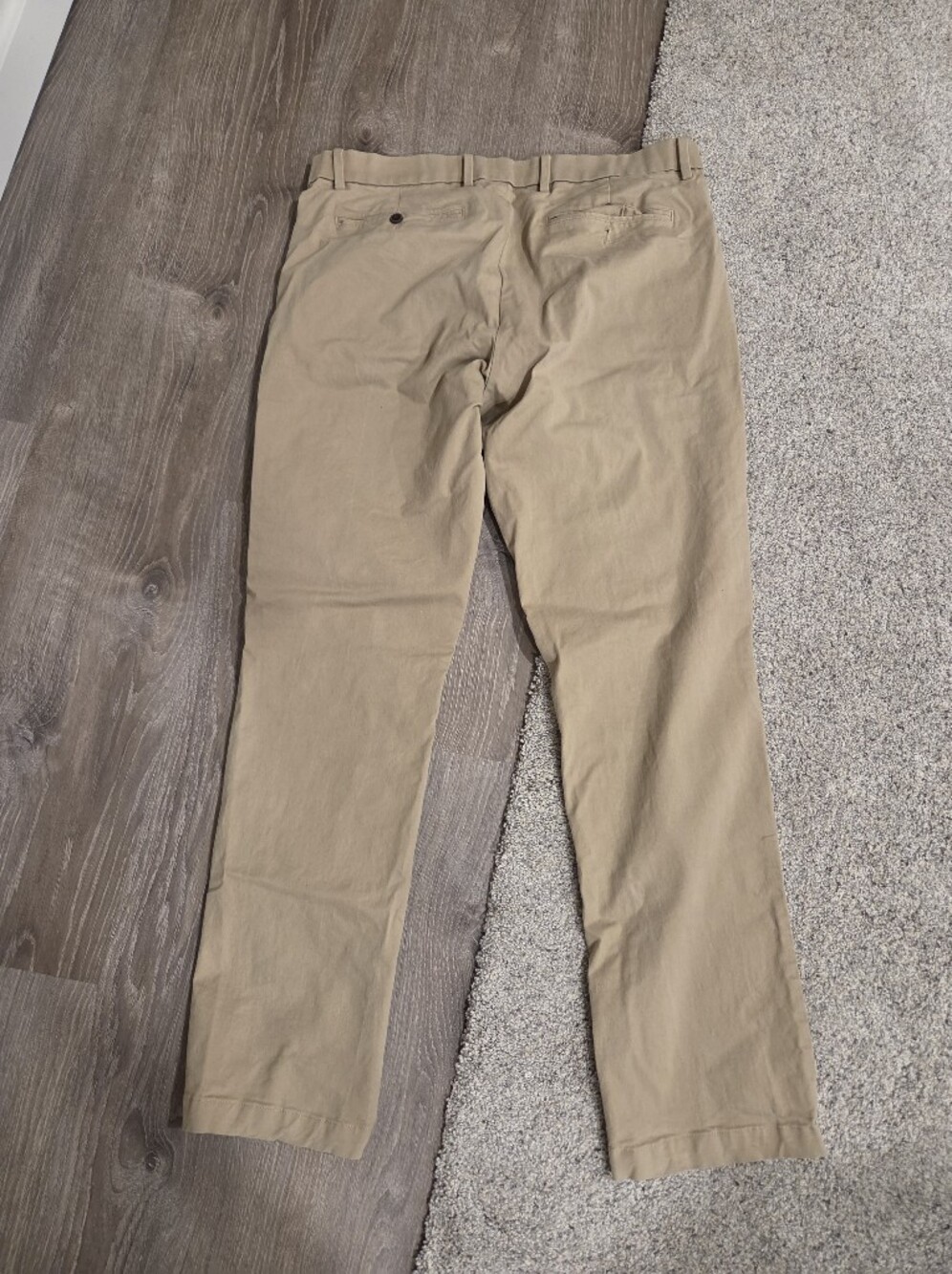 GAP Men's Tan Chino Pants 34 X 32 - Picture 3 of 3